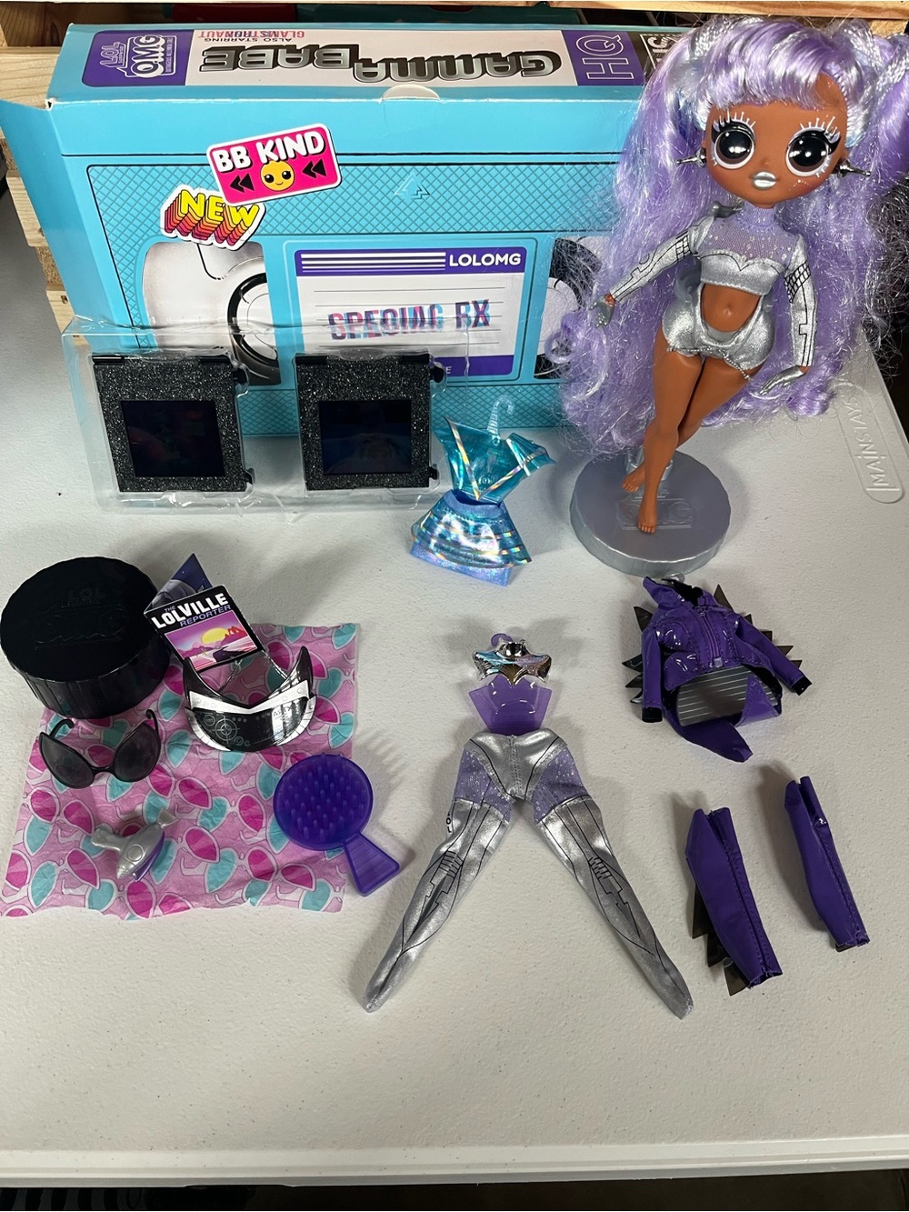 L.O.L. Surprise! Doll with Purple Hair & Silver Outfit and Purple Accessories